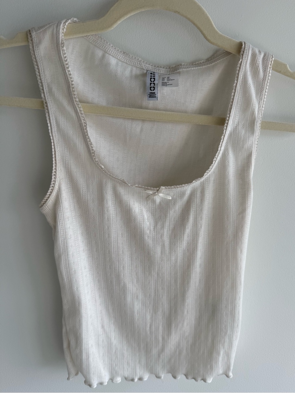 H&M White/Cream Patterned Scoop-Neck Tank Top with Mini Bow